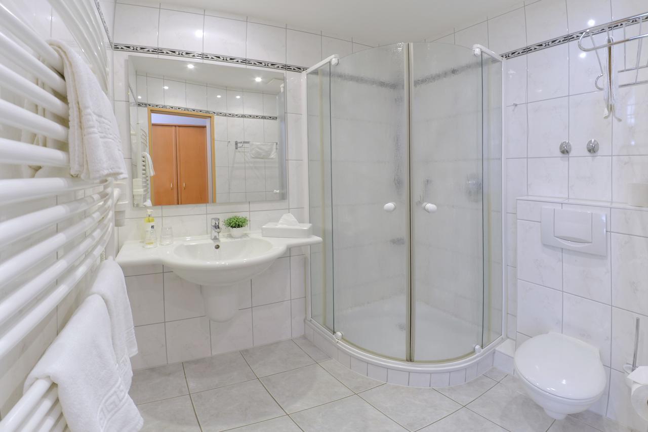 Landhotel Zur Eiche Buxtehude Luaran gambar